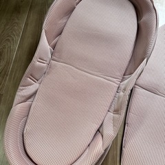 【美品】ネオママイズム　ベッドインベッド　ピンク　　スペアクッション付き　の画像