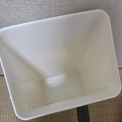 オムツペール ゴミ箱の画像