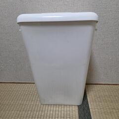 オムツペール ゴミ箱の画像