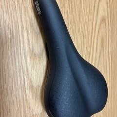 tioga サドル