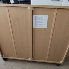 キャスター付き本棚の画像