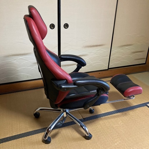 ゲーミングチェア　椅子