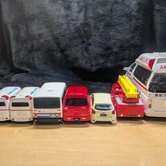 働く車　大き目な車のおもちゃの画像