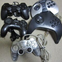 パソコン用ゲームコントローラー 10個 セットです！の画像