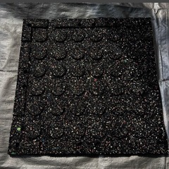 ②引取限定  ゴムチップマット10枚 トレーニングマット　50×50㎝　約厚さ2㎝ 安心 極厚 ホームジム　防音　エクササイズの画像