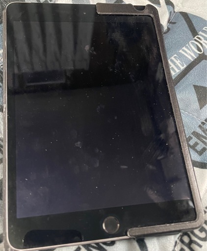 iPad mini 4 セルラー　SIMフリー