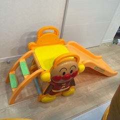 アンパンマンすべり台