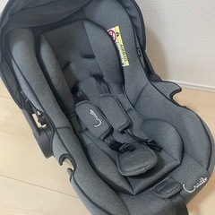 〈取引中〉新生児から使える　チャイルドシート