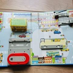 トミカ★ハンディ立体マップ:駅前ロータリーの画像