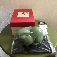 創作陶器　　たち吉　卯年置き物　縁起干支　