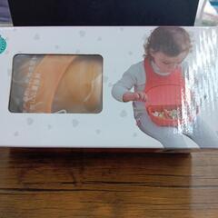 SILICONE   BABY  BIB