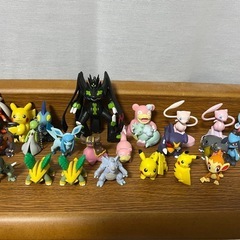 【中古格安】ポケモンセット　モンスターボール・目覚まし時計・フィ...