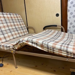 【受渡決定済】電動リクライニングベッド（折りたたみ）　介護ベッド（実動）の画像