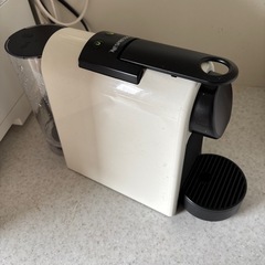 ネスプレッソ コーヒーメーカー