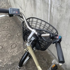 【気質アップ】 MIMUGO ベージュ 三輪電動アシスト自転車：訳あり (みい) 関内の 自転車本体
