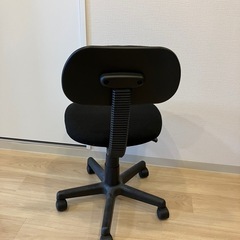 オフィスチェア　椅子の画像