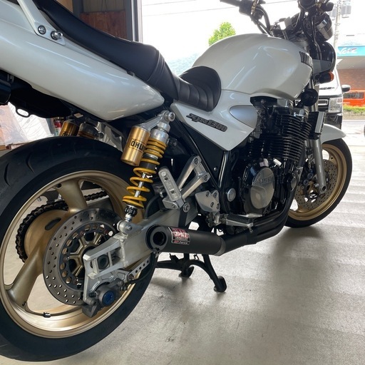 ヤマハXJR1300