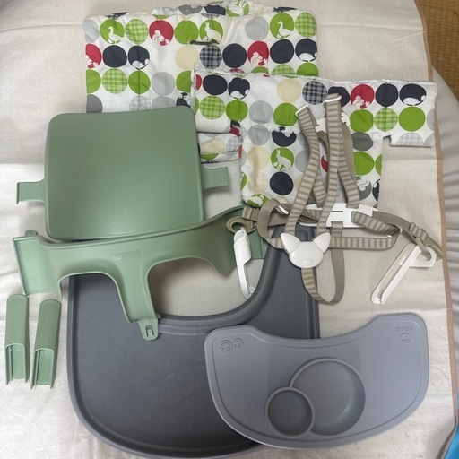 ストッケ　トリップトラップ　ベビーセット、ハーネス、トレイ、カバー、シリコントレイ