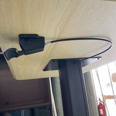 昇降型テーブル（商品番号：13061）の画像