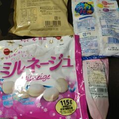 お菓子セットたくさんの画像