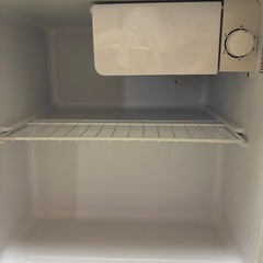 アイリスオーヤマ 冷蔵庫 42L 1ドア 小型 右開き 幅48cm ホワイト AF42-Wの画像