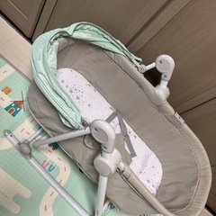 ベビーベッド 角度調節可能の画像