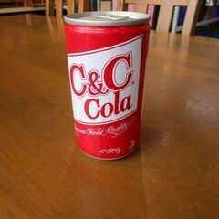 ヴィンテージ缶コーラ入荷しました