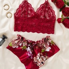 赤色❣️透け感ブラ＆花柄❣️パンツセット❣️の画像