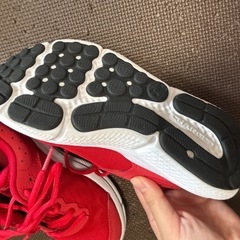 🔴20%オフしましたUNDER ARMOR 23.5cm の画像