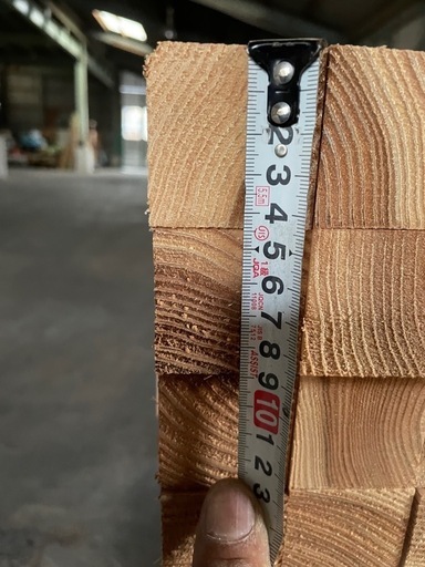 杉　45×45×3010mm 60本（6本/束×10束）　20,000円(333.3円/束
）