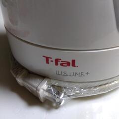 t-fal ケトル　ホワイトの画像