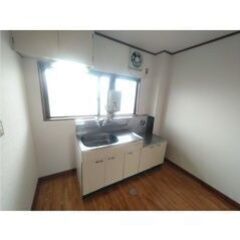 💚💛初期費用8万円パック＆フリーレント1ヶ月付き💛💚敷礼ゼロ🎶駐車場1台込み✨賃料43,000円🌈バストイレ別🌟南向き🌞42.12㎡の2DKです😍💕 − 群馬県