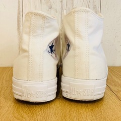 CONVERSE⭐️23.5cm/ハイカットスニーカー(ホワイト)【グッディーズ】の画像