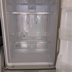 ✨激安価格✨持帰25000円 シャープ 350L 3ドア ファミリーサイズ 冷蔵庫の画像