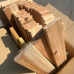 木材　物置作成のあまり　まとめて1000円　ビス穴有り　