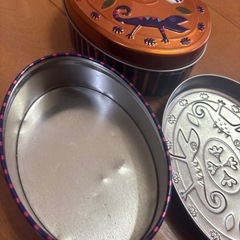 カルディ　トカゲ缶　2つ　の画像