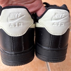 NIKE AIR FORCE1 24cm
の画像