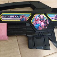 仮面ライダー　リバイス　銃の画像