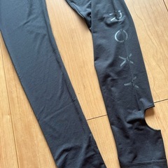 Roxy ラッシュガードの画像