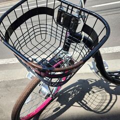 20インチ 子供用自転車 黒×ピンク カギ ライト カゴ付き 女の子