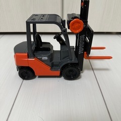 トヨタ　フォークリフト　　おもちゃ