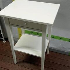 0614-160 IKEA ヘムネス(HEMNES) サイドテーブルの画像