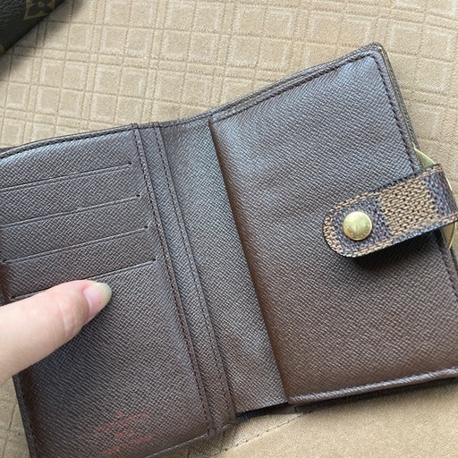 ブランド 財布