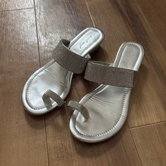 サンダル
