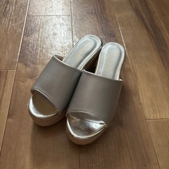 サンダル