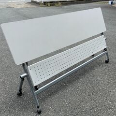 スタックテーブル　作業台として②の画像