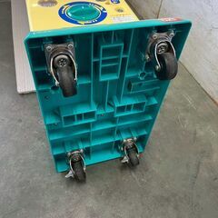 【BANDAI】バンダイ がちゃがちゃ 本体 カプセルステーション 動作品 上下セット 鍵付き 中古 ガチャポン 店舗什器 店舗用品 Y1697の画像