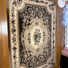 【お取引完了】カーペット無料の画像