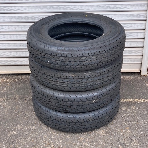【ほぼ新車外し】軽トラ・バン用タイヤ　145/80R12