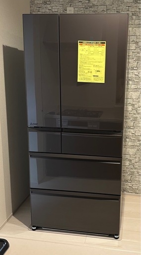 新品 三菱 700L 大型冷蔵庫